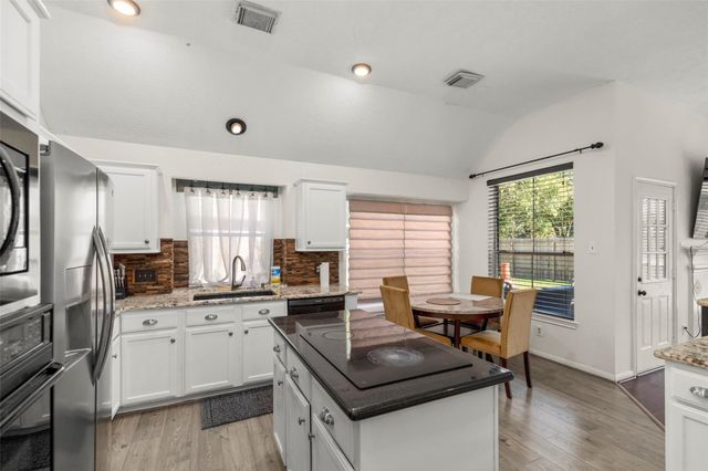 723 Avery Drive, Sugar Land, TX 77479