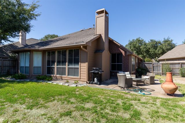 723 Avery Drive, Sugar Land, TX 77479