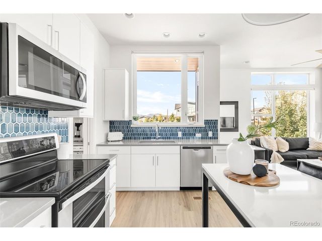 928 Cimarron Dr C, Lafayette, CO 80026