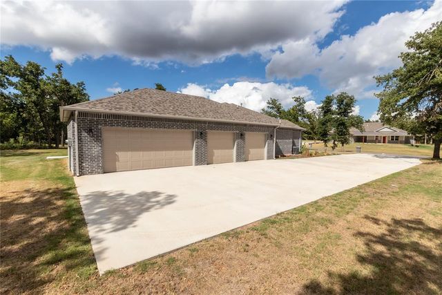 1679 Kalidy Drive, Choctaw, OK 73020