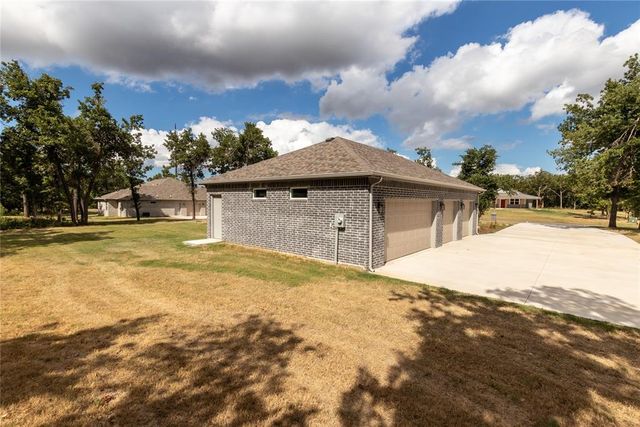 1679 Kalidy Drive, Choctaw, OK 73020