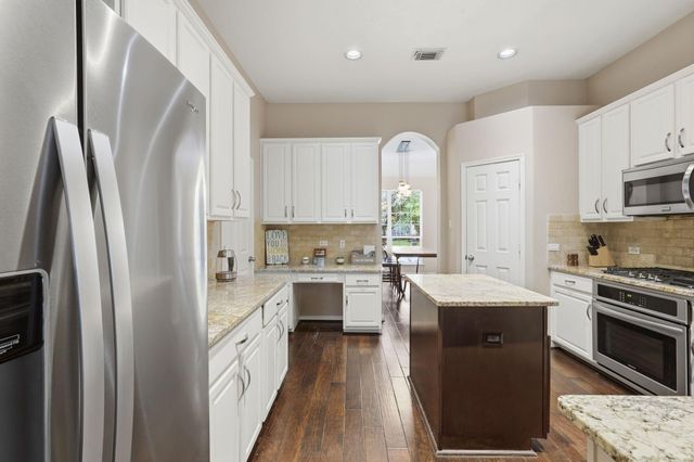 19111 Camden Woods Court, Tomball, TX 77377