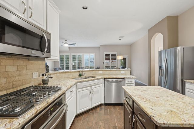19111 Camden Woods Court, Tomball, TX 77377