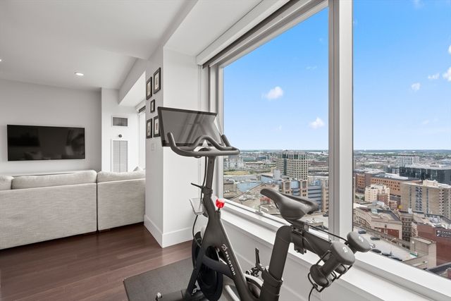 110 Stuart Street 26J, Boston, MA 02116