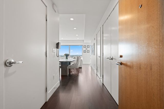 110 Stuart Street 26J, Boston, MA 02116