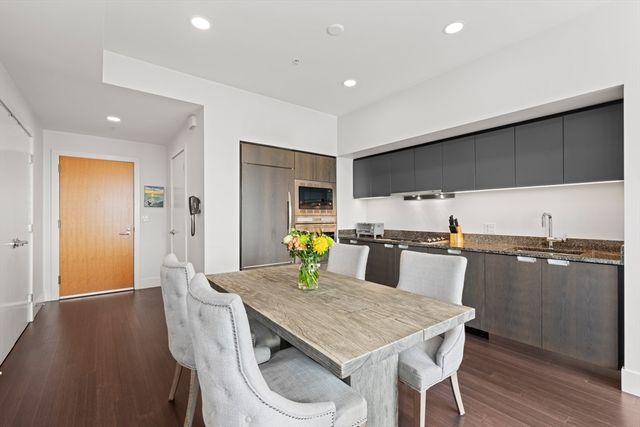 110 Stuart Street 26J, Boston, MA 02116