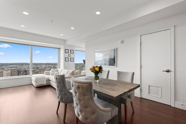 110 Stuart Street 26J, Boston, MA 02116