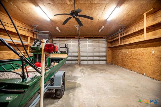 19 Dewberry Lane, Seadrift, TX 77983