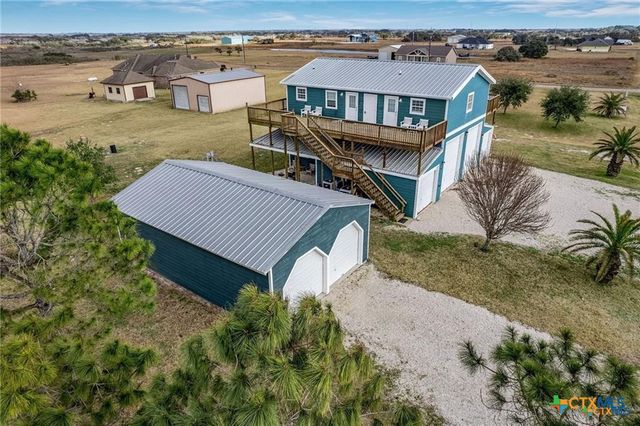 19 Dewberry Lane, Seadrift, TX 77983