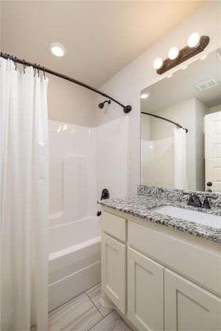 1975 Bourbon Drive, Fayetteville, AR 72703