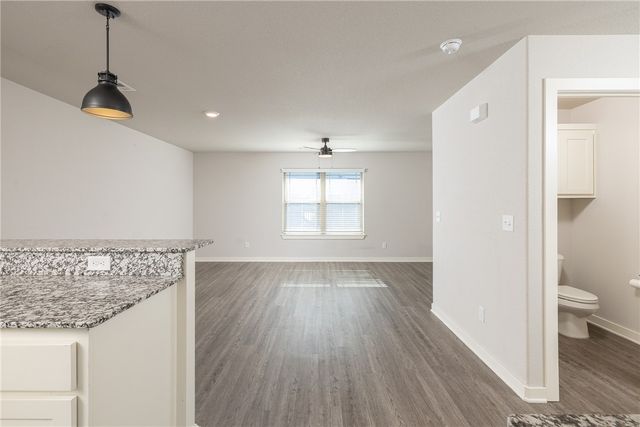 1975 Bourbon Drive, Fayetteville, AR 72703
