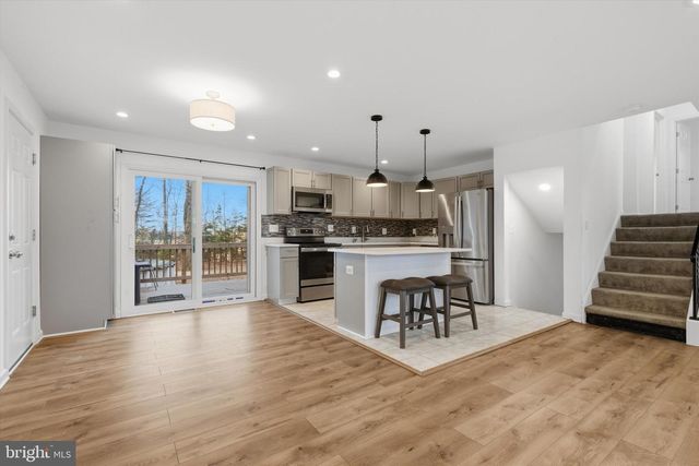 7428 HAWKINS DR, Hanover, MD 21076