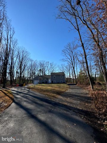 7428 HAWKINS DR, Hanover, MD 21076