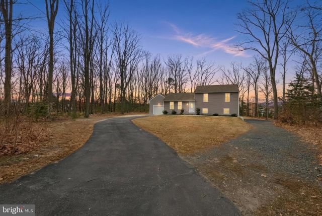 7428 HAWKINS DR, Hanover, MD 21076