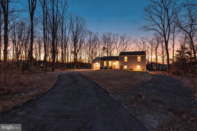 7428 HAWKINS DR, Hanover, MD 21076