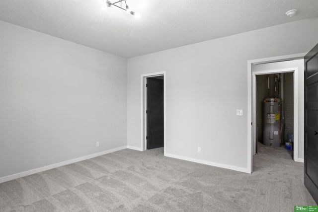 11722 S 124th Avenue, Papillion, NE 68046