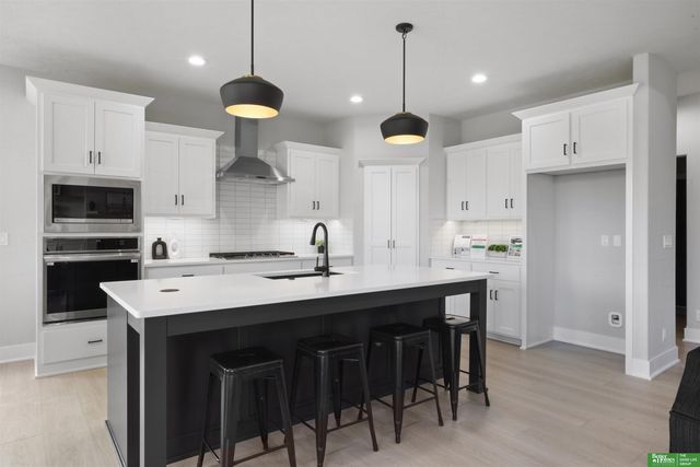 11722 S 124th Avenue, Papillion, NE 68046