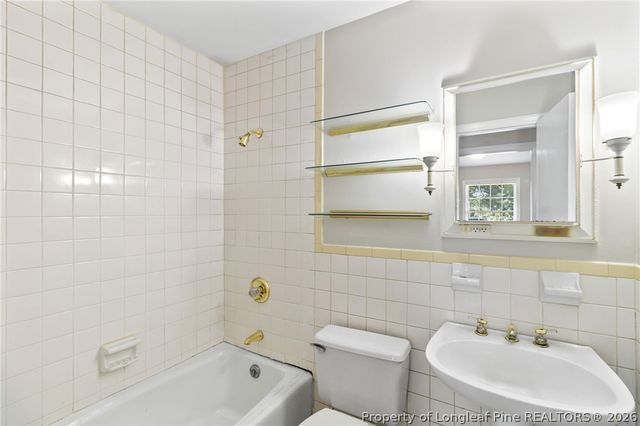 309 Kenwood Drive, Fayetteville, NC 28311