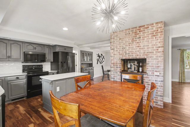 762 Larkwood Drive, Holland, MI 49423