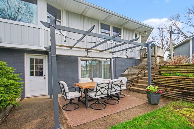 762 Larkwood Drive, Holland, MI 49423