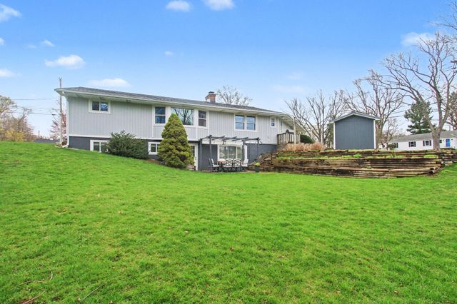 762 Larkwood Drive, Holland, MI 49423