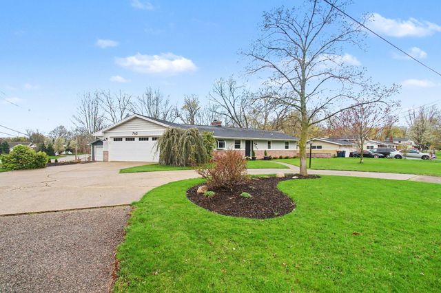 762 Larkwood Drive, Holland, MI 49423