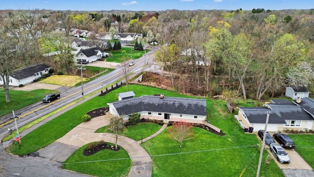 762 Larkwood Drive, Holland, MI 49423