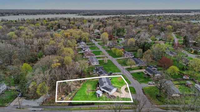 762 Larkwood Drive, Holland, MI 49423