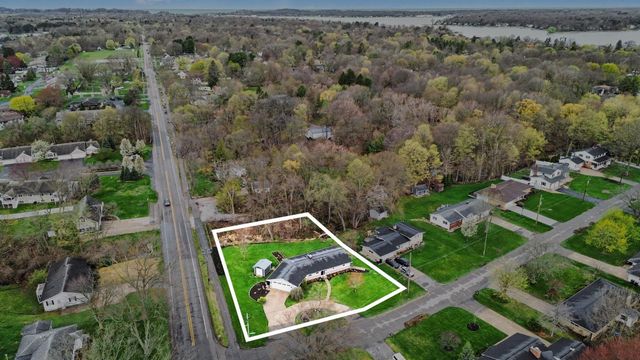 762 Larkwood Drive, Holland, MI 49423