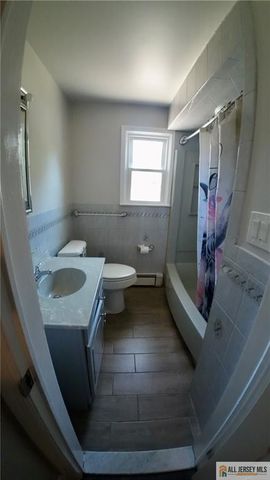 880 Old Bridge Turnpike, East Brunswick, NJ 08816