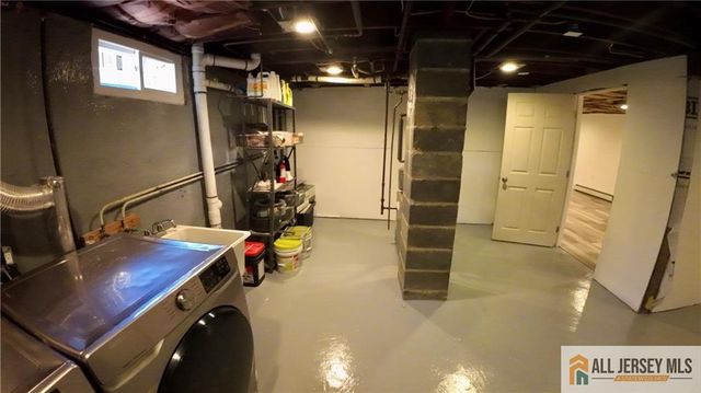 880 Old Bridge Turnpike, East Brunswick, NJ 08816