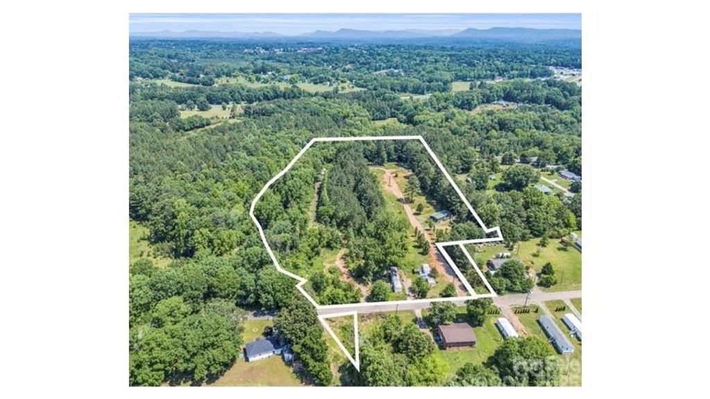 162 Lancaster Drive, Forest City, NC 28043