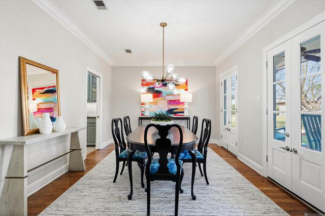 2806 Dakin Ave, Baton Rouge, LA 70820