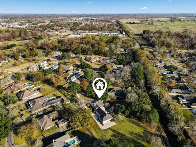 2806 Dakin Ave, Baton Rouge, LA 70820