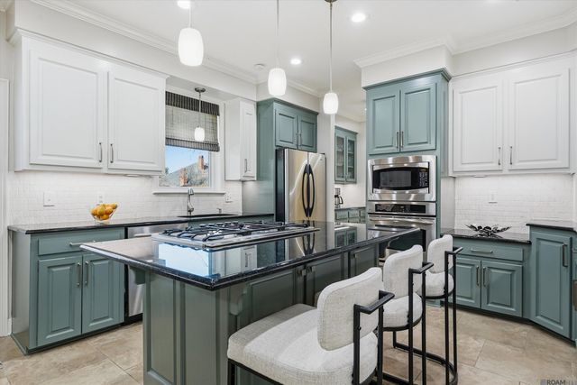 2806 Dakin Ave, Baton Rouge, LA 70820