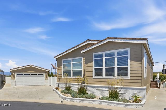 5540 W 5th Street 21, Oxnard, CA 93035