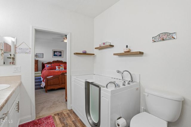 5540 W 5th Street 21, Oxnard, CA 93035