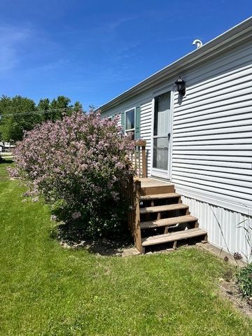 1319 Nicole Lane, Sandwich, IL 60548