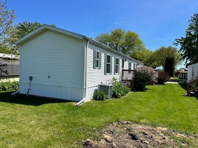 1319 Nicole Lane, Sandwich, IL 60548