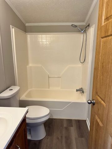 1319 Nicole Lane, Sandwich, IL 60548