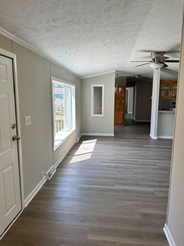 1319 Nicole Lane, Sandwich, IL 60548