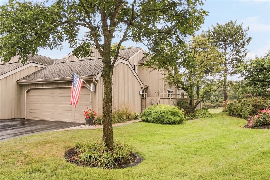 862 Oak Hill Road 504, Lake Barrington, IL 60010 — exterior