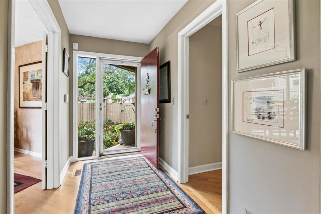 862 Oak Hill Road 504, Lake Barrington, IL 60010 — photo 5