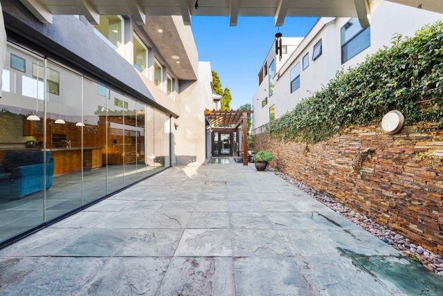 684 Margarita Ave, Coronado, CA 92118