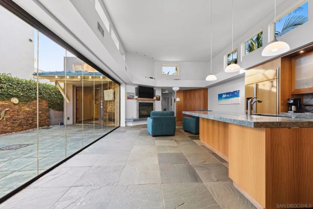 684 Margarita Ave, Coronado, CA 92118