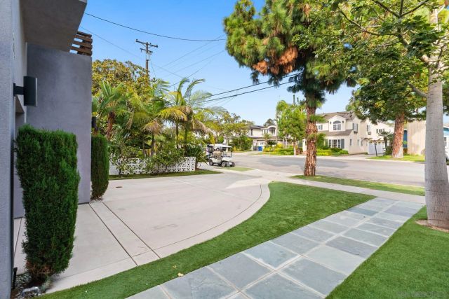 684 Margarita Ave, Coronado, CA 92118