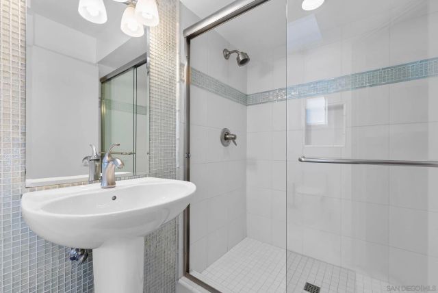 684 Margarita Ave, Coronado, CA 92118