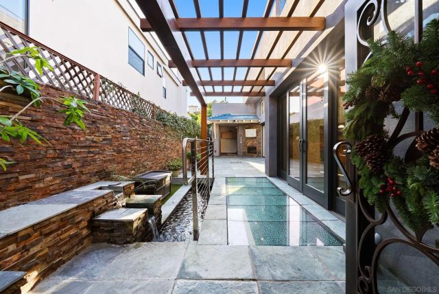 684 Margarita Ave, Coronado, CA 92118