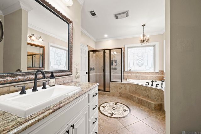 30857 Creek Valley Dr, Denham Springs, LA 70726