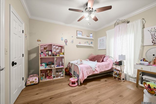 30857 Creek Valley Dr, Denham Springs, LA 70726